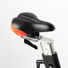 Cargar imagen en el visor de la galería, Bicicleta Spinning SP500 Pullso Fitness
